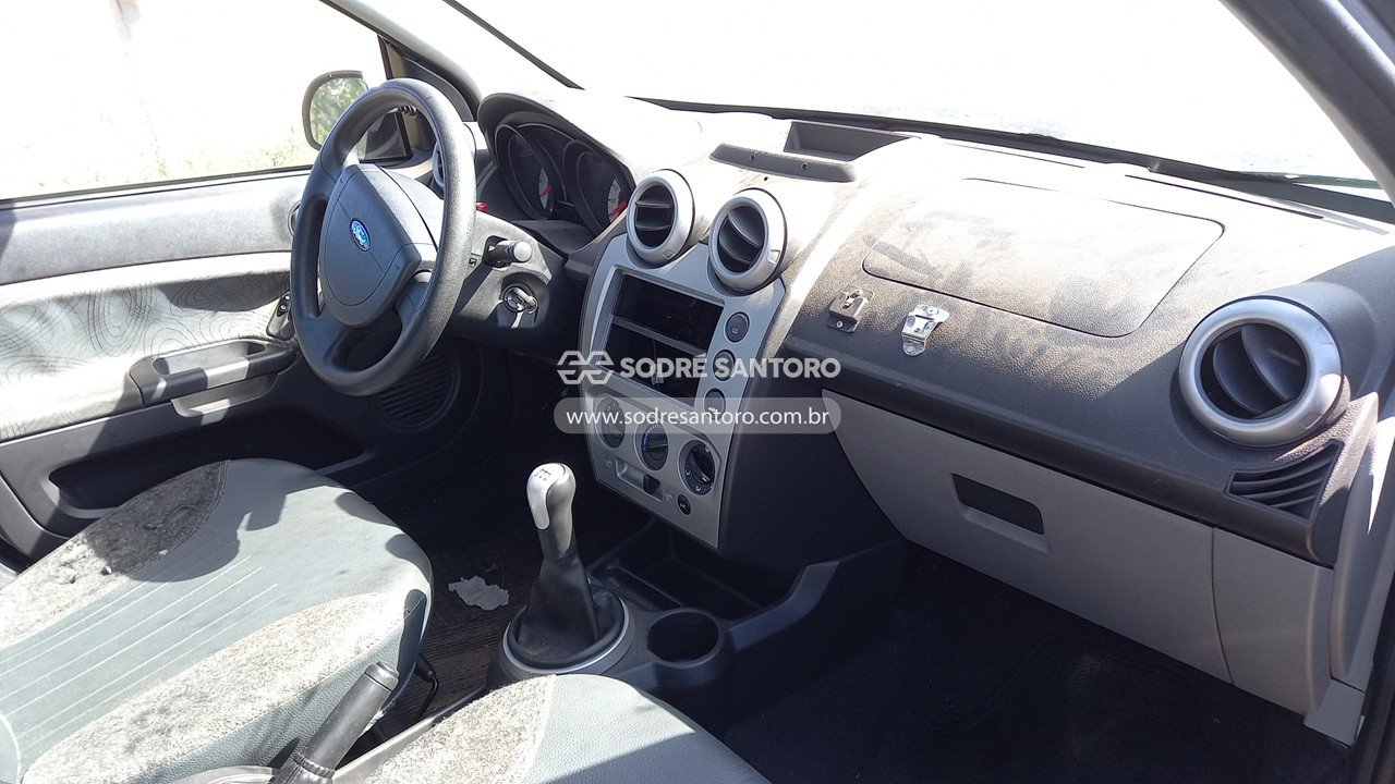 Foto 7 de 13: FORD - FIESTA 2010/2010