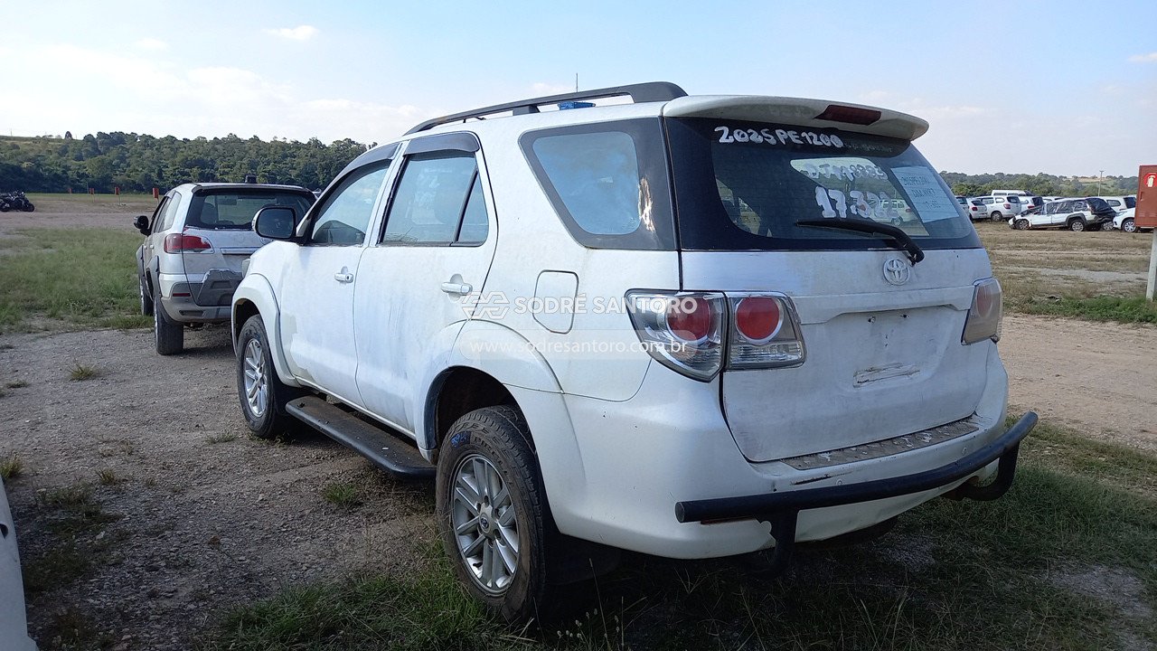 Foto 2: TOYOTA - HILUX 2014/2014