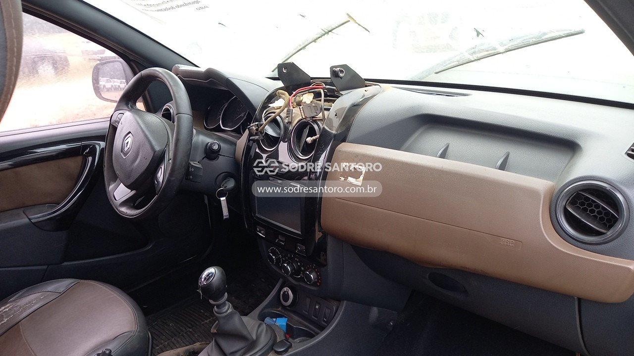 Foto 7 de 13: RENAULT - DUSTER 4X2 2016/2016