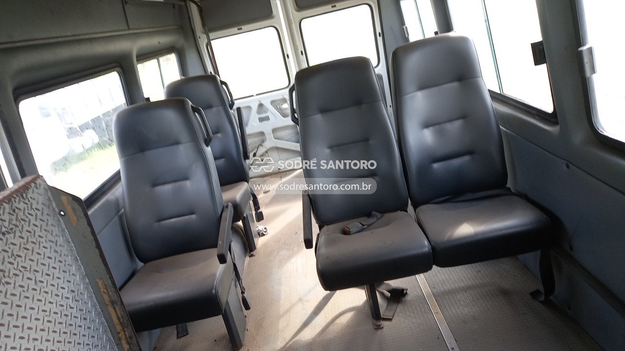 Foto 10 de 13: IVECO - 3510 GUEVELMIC 2001/2002