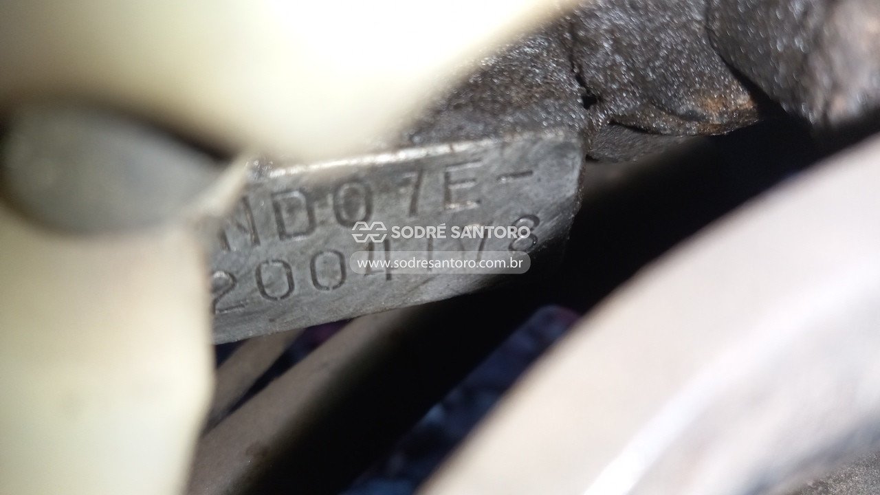 Foto 9 de 13: HONDA - NX-4 FALCON 400 2002/2002
