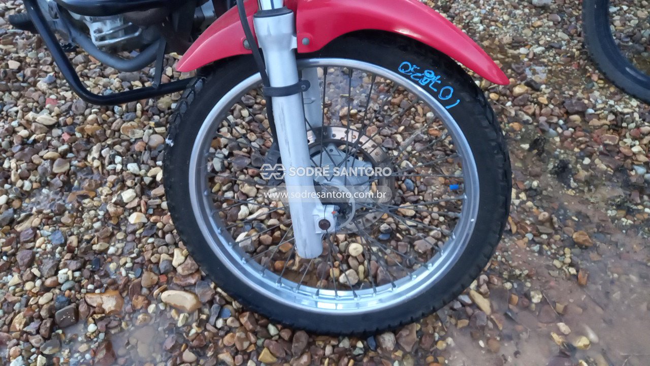 Foto 10 de 13: HONDA - NX-4 FALCON 400 2002/2002