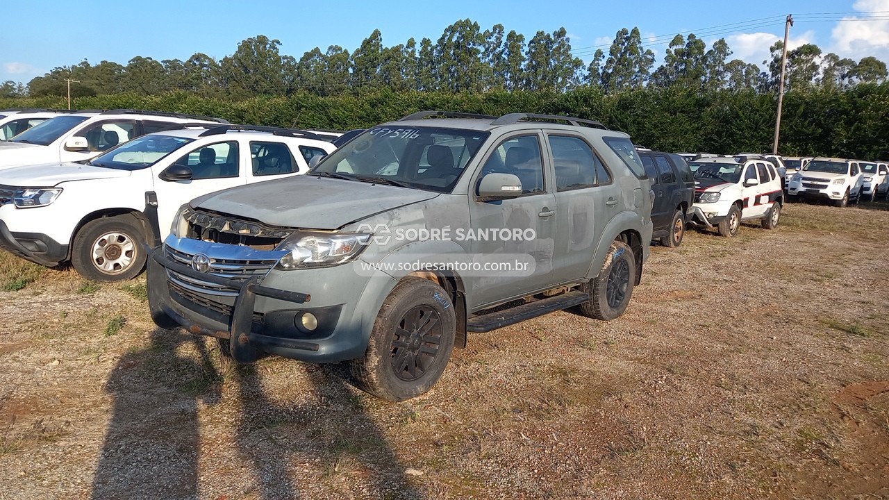 Foto 3: TOYOTA - HILUX SW4. 2013/2013
