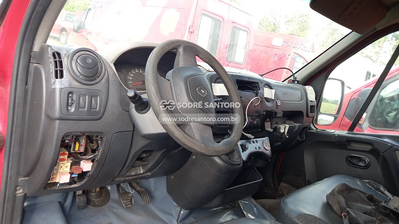 Foto 6 de 13: RENAULT - MASTER. 2014/2015