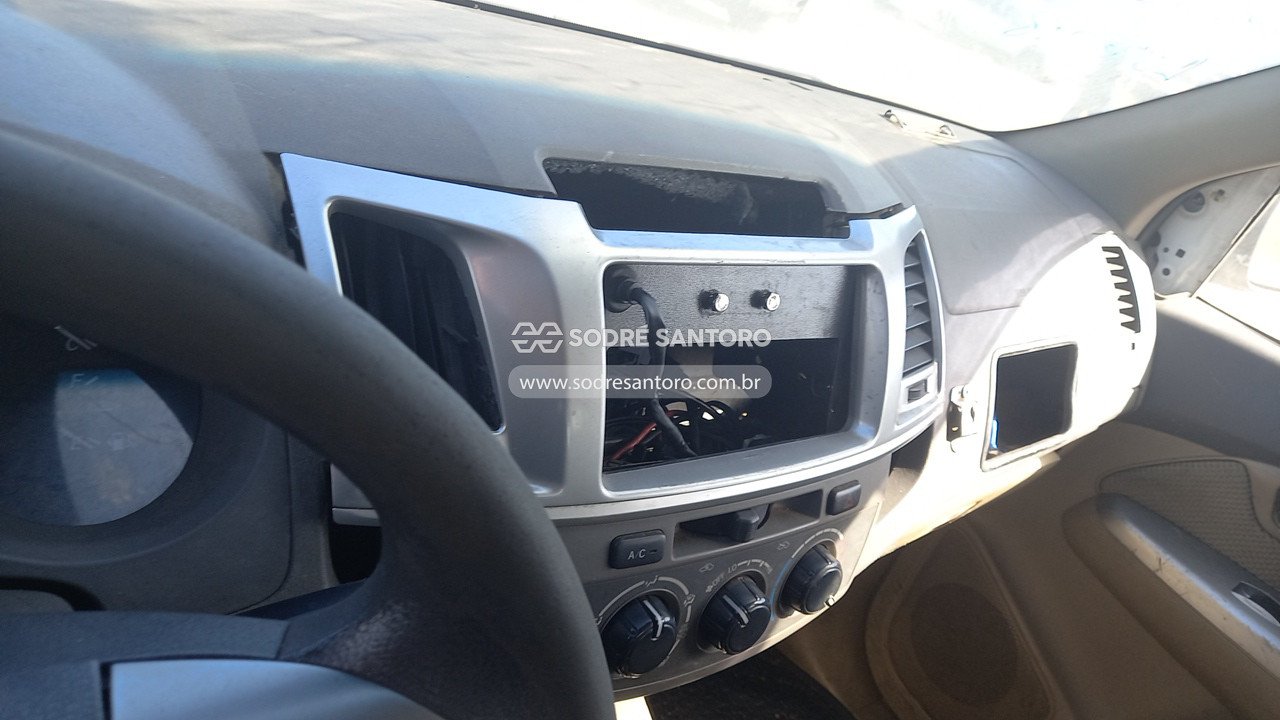 Foto 11 de 13: TOYOTA - HILUX 2013/2013