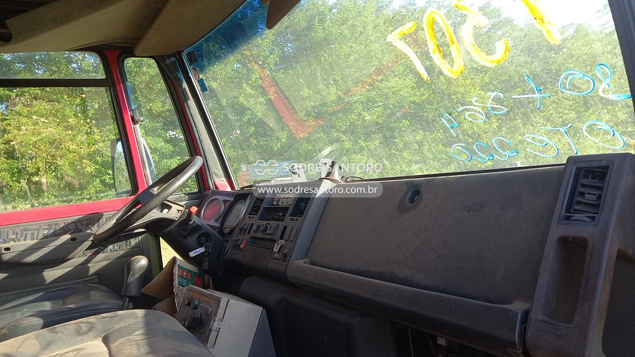 Foto 8 de 13: FORD - CARGO 1722 E 2010/2010