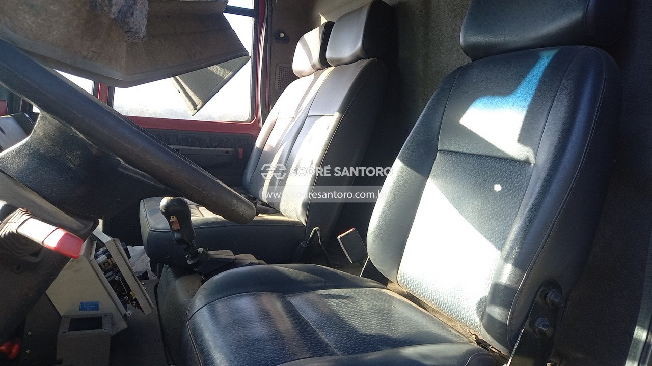 Foto 9 de 13: FORD - CARGO 1722 E 2010/2010