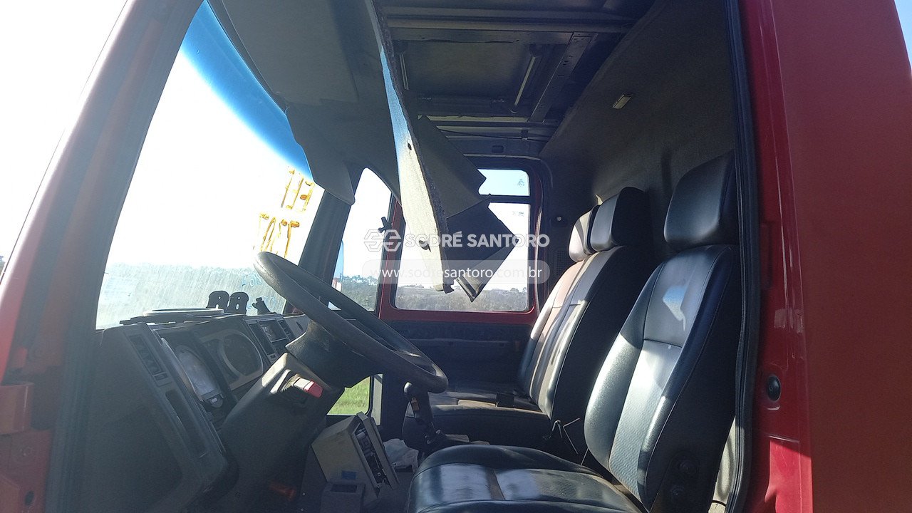 Foto 10 de 13: FORD - CARGO 1722 E 2010/2010