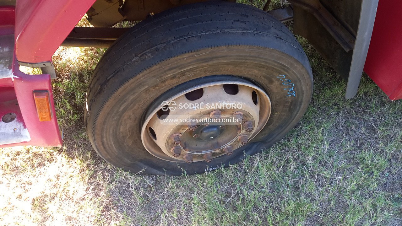 Foto 11 de 13: FORD - CARGO 1722 E 2010/2010