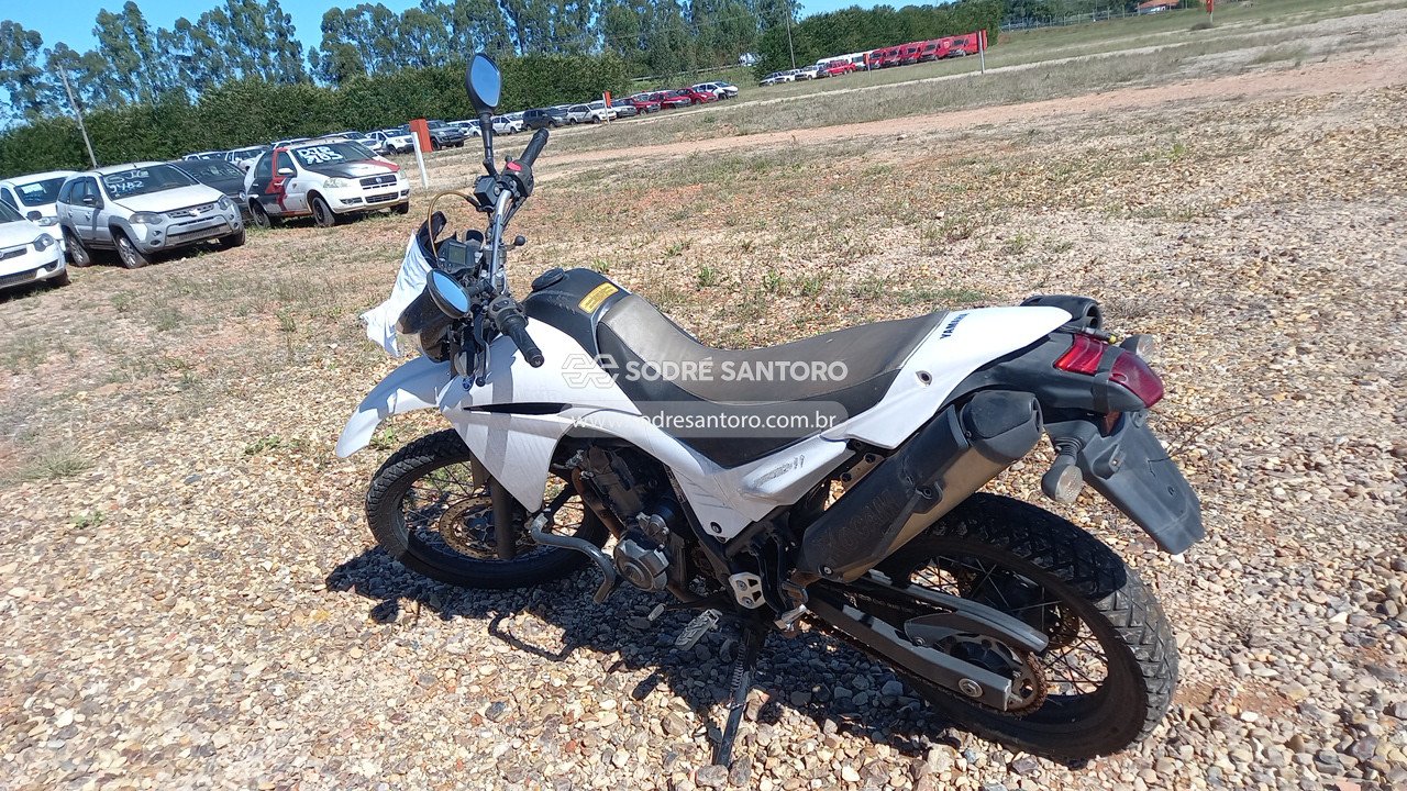 Foto 2: YAMAHA - XT660 2016/2017