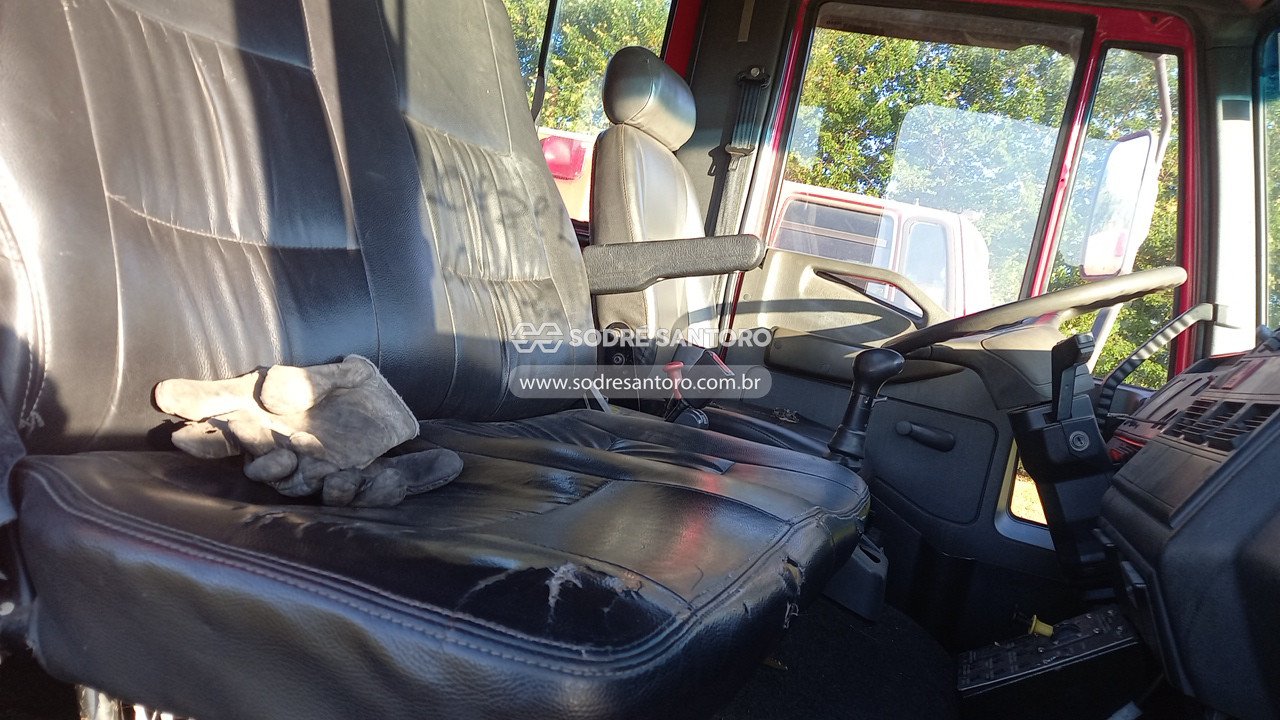 Foto 9 de 13: IVECO - EUROCARGO 170E24 2010/2011