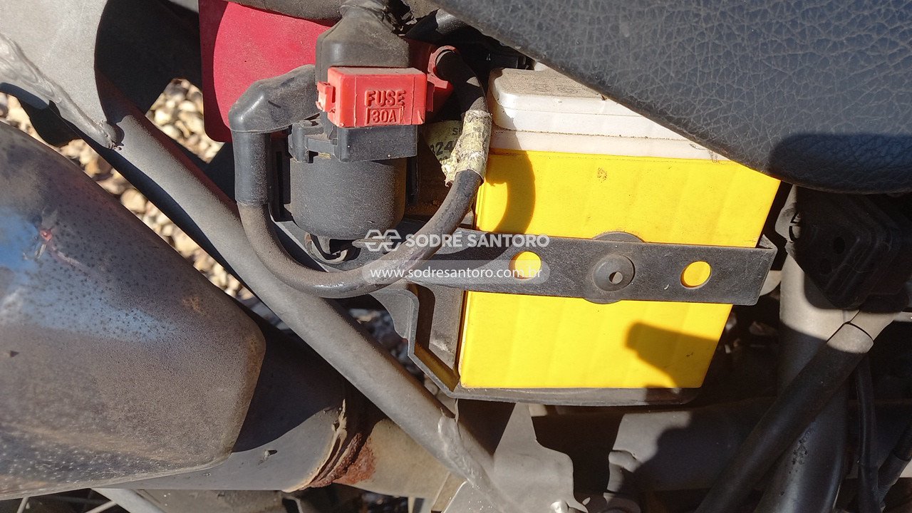 Foto 11 de 13: HONDA - NX 400I FALCON 2004/2005