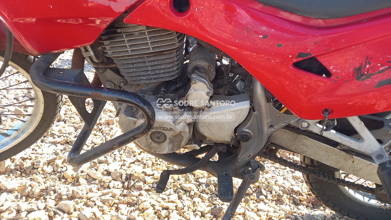 Foto 6 de 13: HONDA - NX 400I FALCON 2004/2005