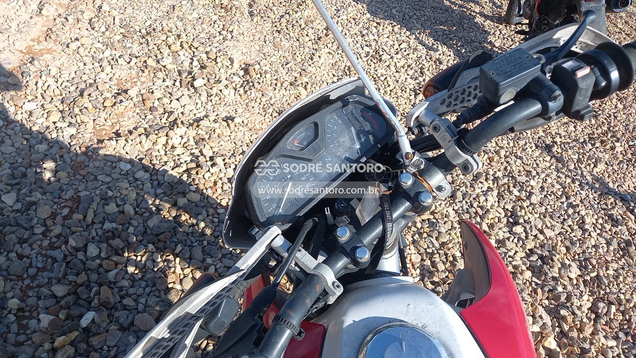 Foto 7 de 13: HONDA - NX 400I FALCON 2004/2005