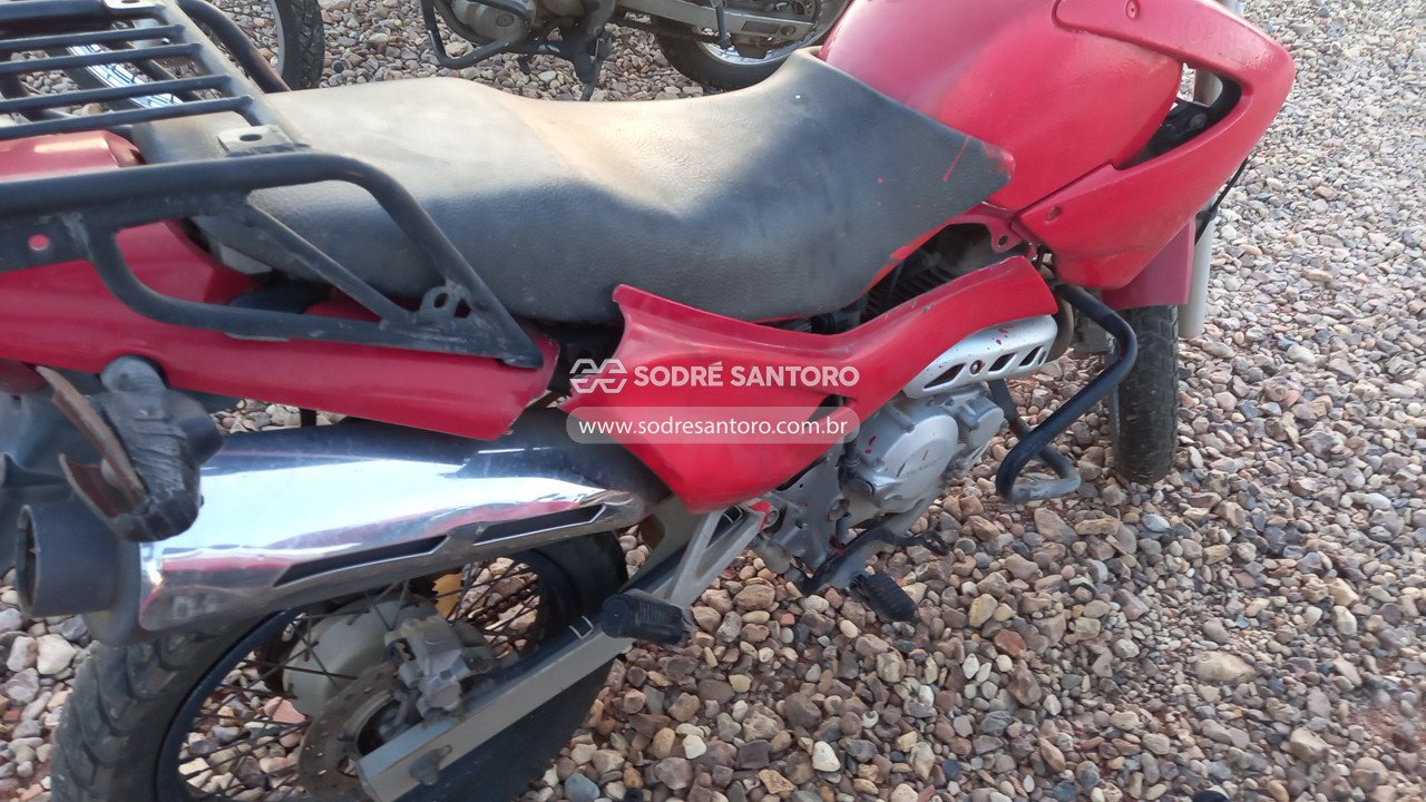 Foto 9 de 13: HONDA - NX 400I FALCON 2007/2008