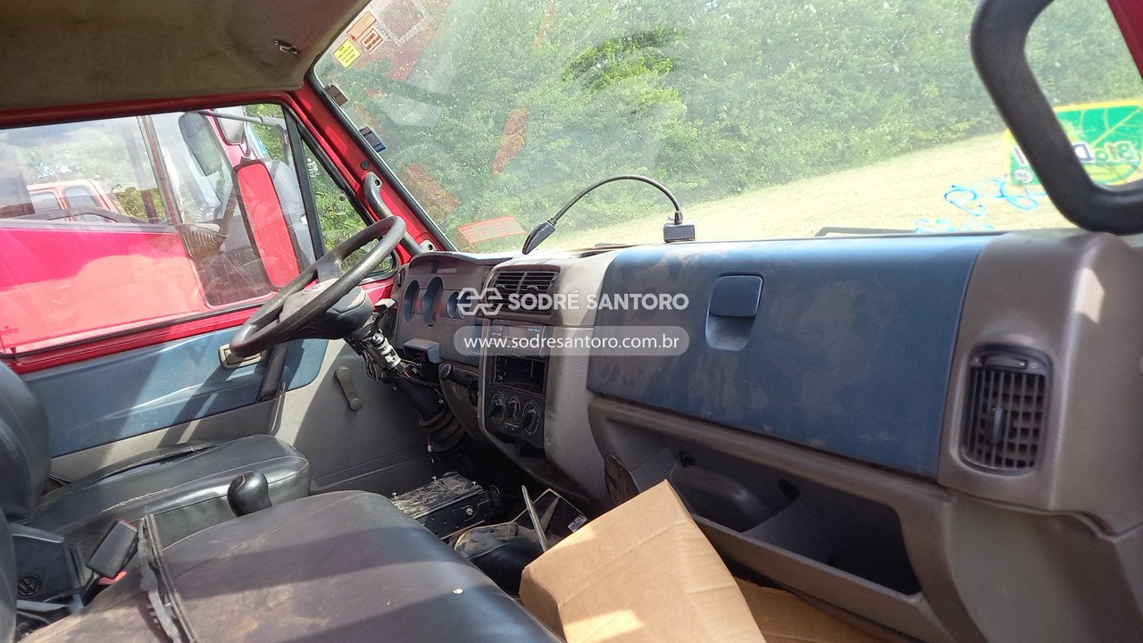 Foto 8 de 13: VOLKSWAGEN - 8150-E DELIVERY PLUS 2011/2011