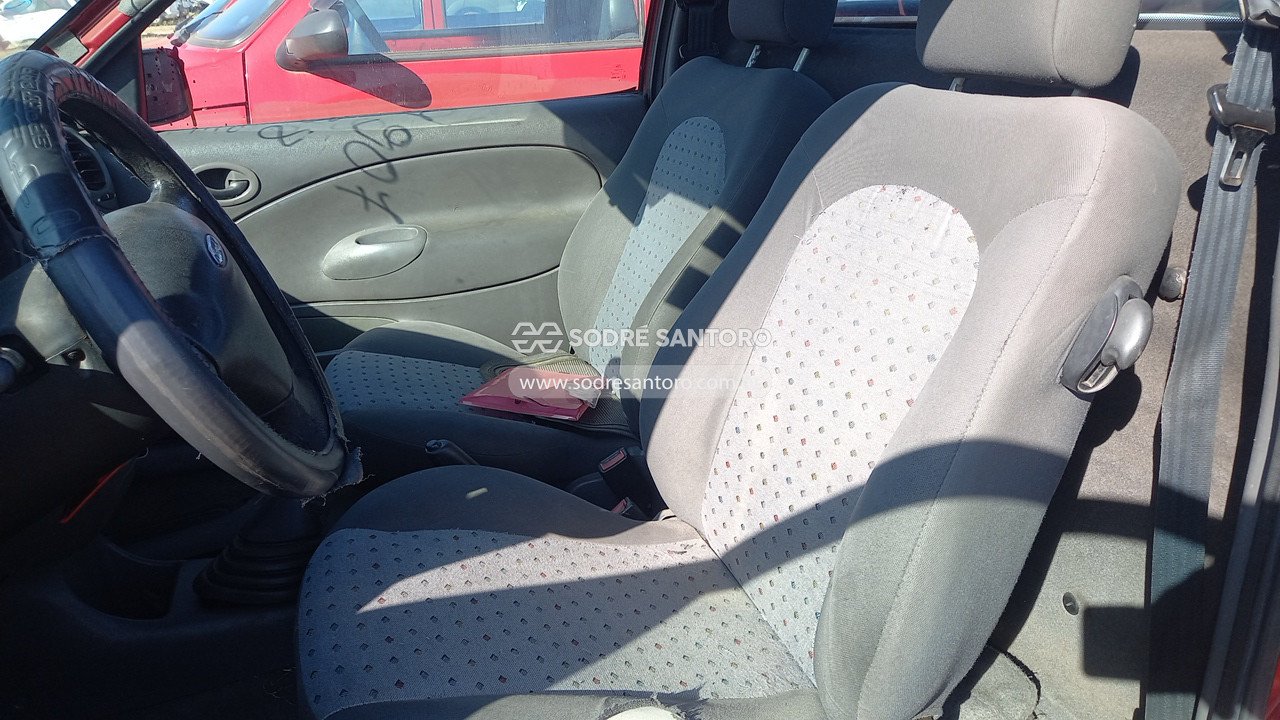Foto 8 de 13: FORD - COURIER 1.6 L/ 1.6 FLEX 2010/2011