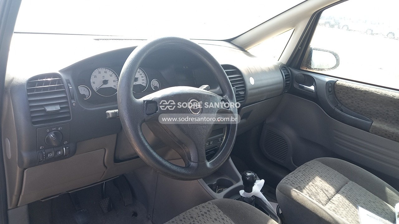 Foto 6 de 13: CHEVROLET - ZAFIRA ELEGANCE 2006/2007