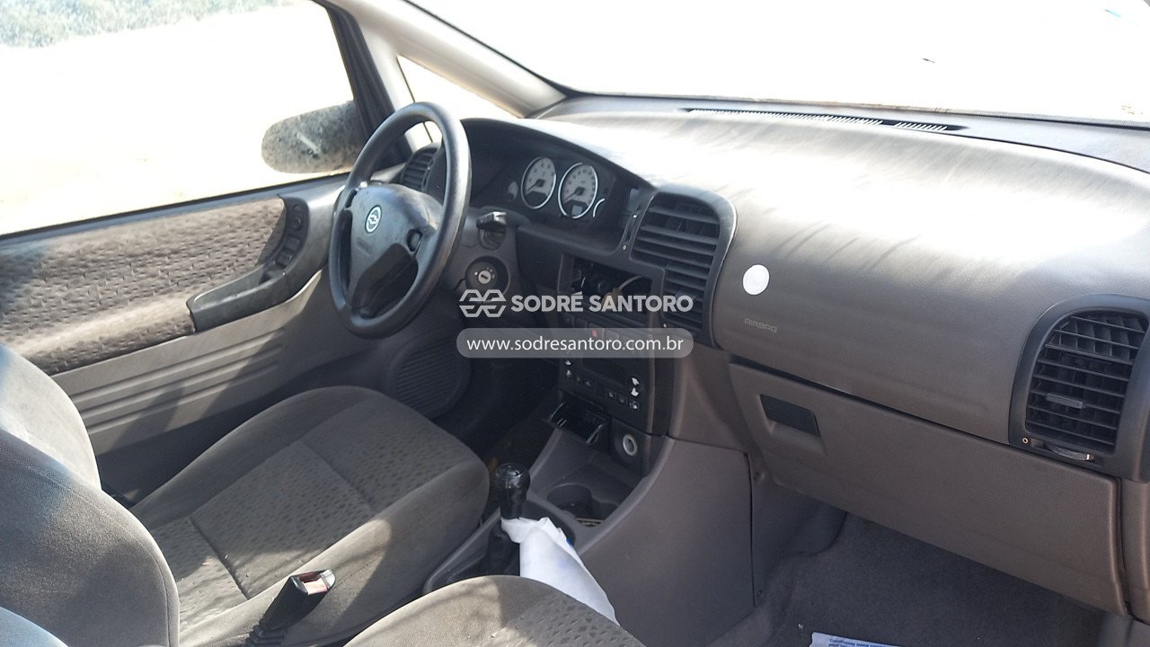 Foto 7 de 13: CHEVROLET - ZAFIRA ELEGANCE 2006/2007
