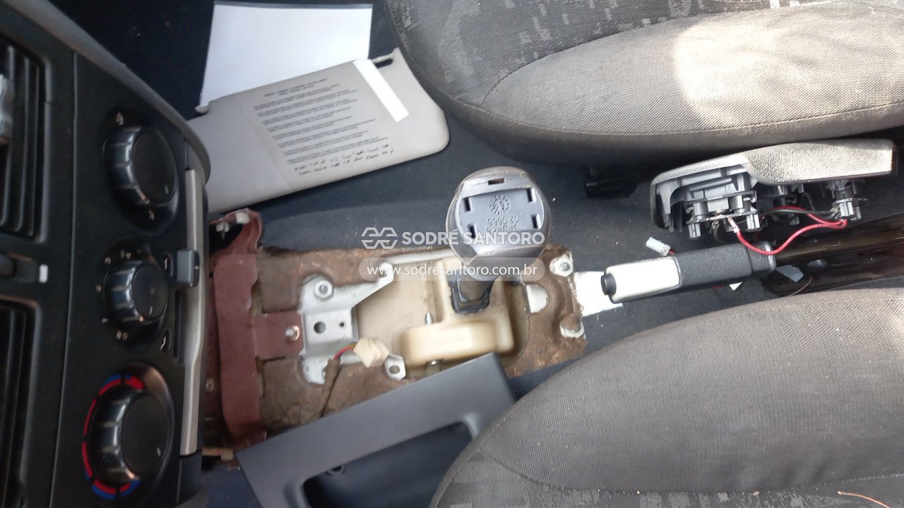 Foto 12 de 13: FIAT - PALIO WEEK HLX FLEX 2005/2006
