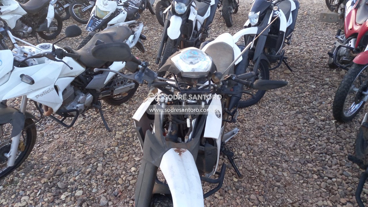 Foto 9 de 13: YAMAHA - XT 660R 2015/2016