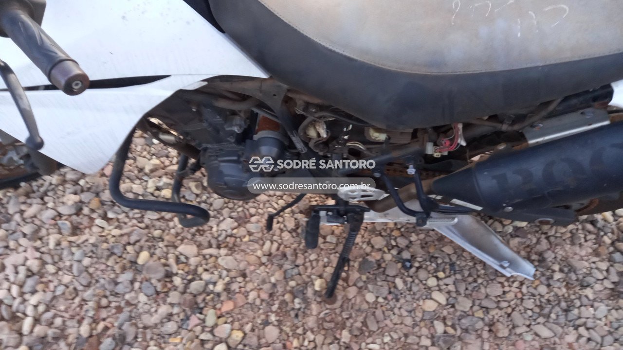Foto 10 de 13: YAMAHA - XT 660R 2015/2016