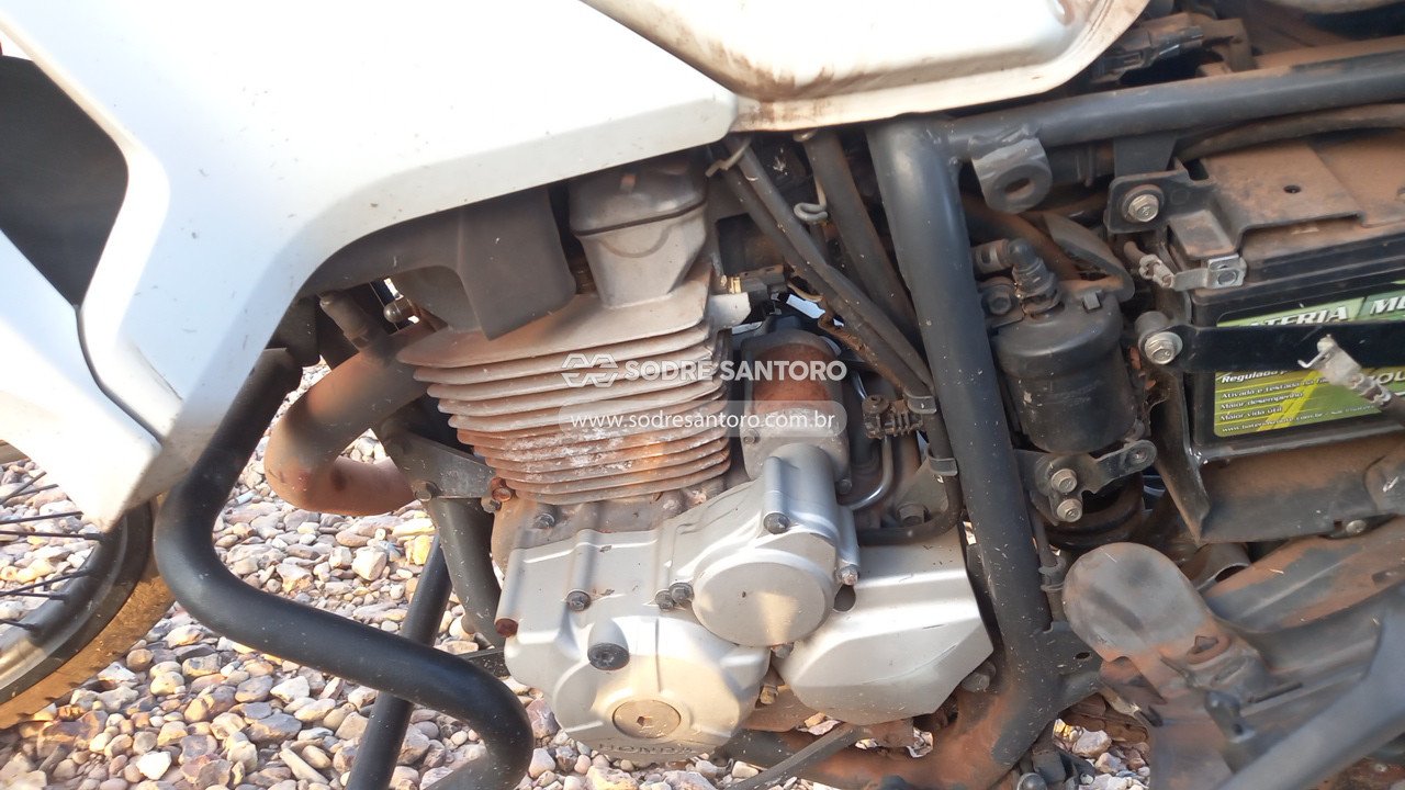 Foto 6 de 13: HONDA - XRE 300 2016/2016