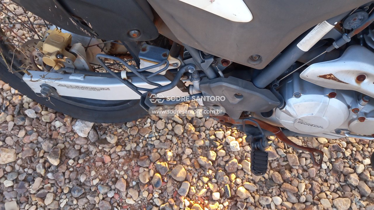Foto 10 de 13: HONDA - XRE 300 2016/2016