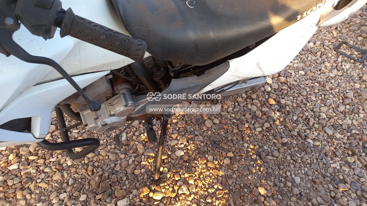 Foto 11 de 13: HONDA - XRE 300 2016/2016