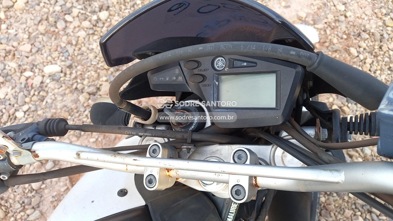 Foto 7 de 13: YAMAHA - XT 660R 2015/2016