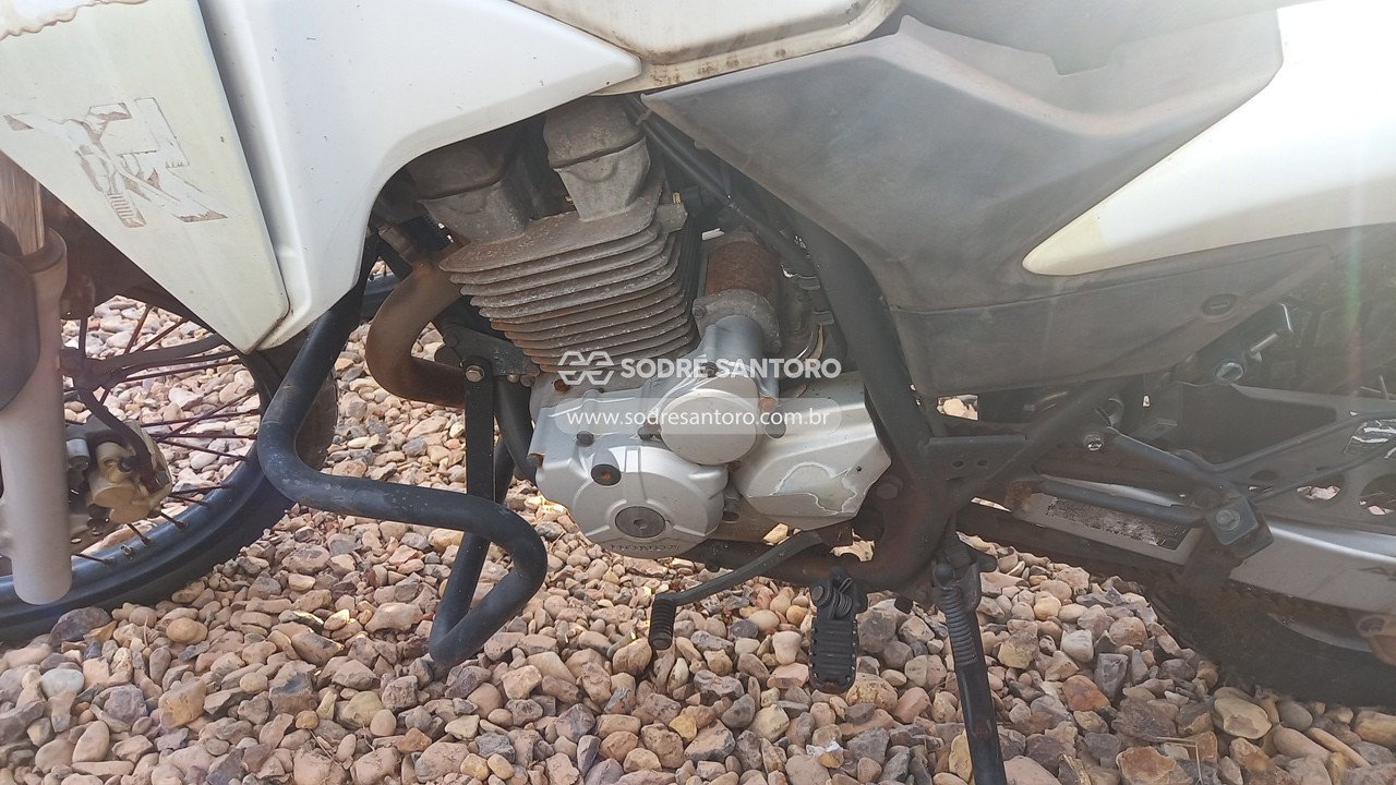 Foto 6 de 13: HONDA - XRE 300 P 2014/2014
