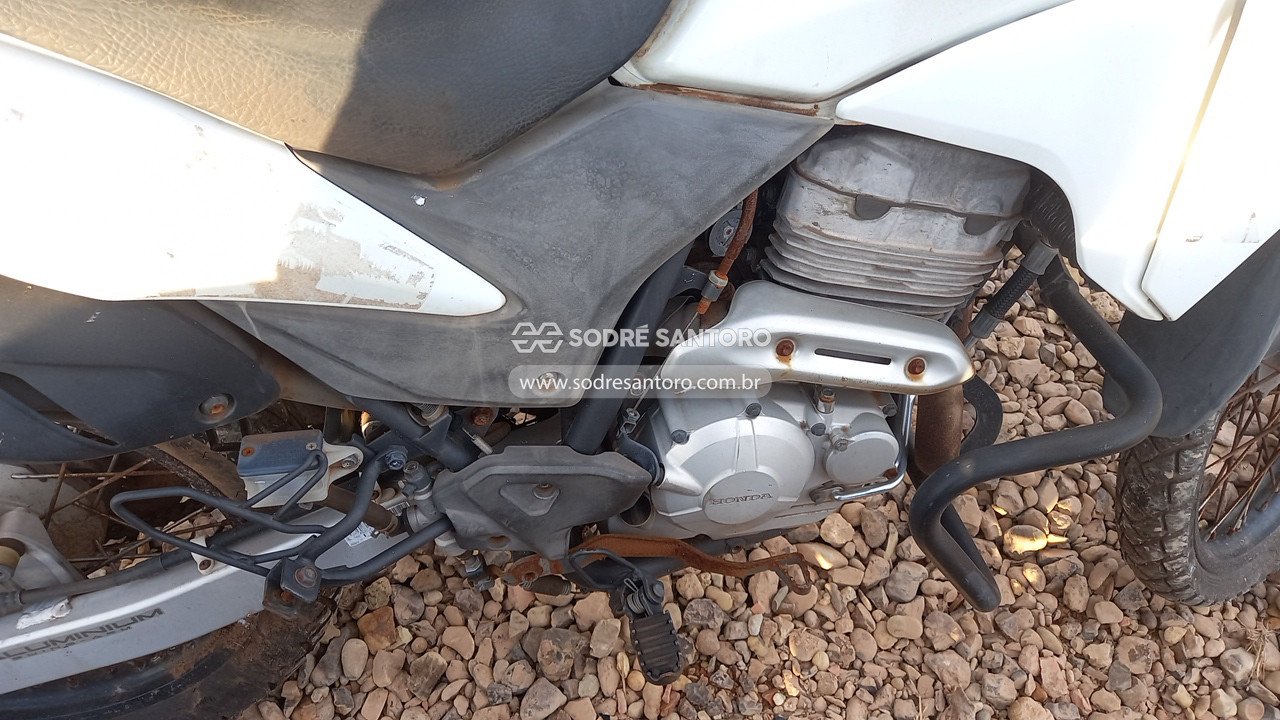 Foto 5: HONDA - XRE 300 P 2014/2014