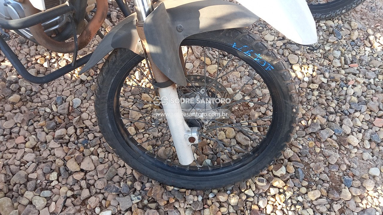 Foto 8 de 13: HONDA - XRE 300 P 2013/2013