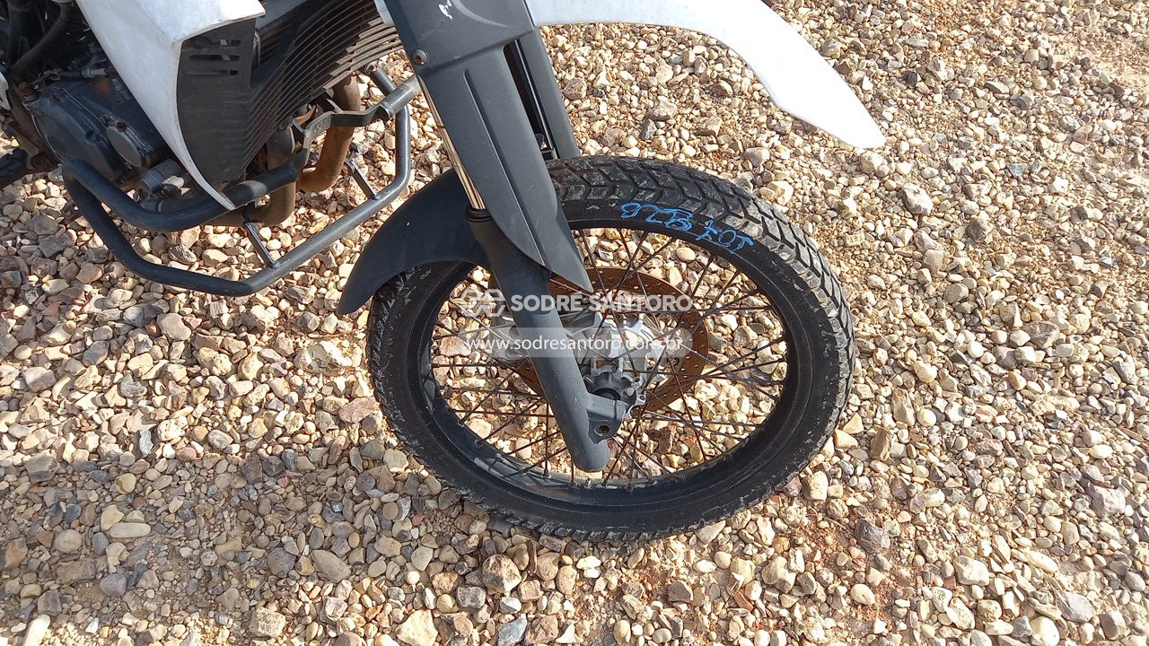 Foto 12 de 13: YAMAHA - XT 660R 2015/2016