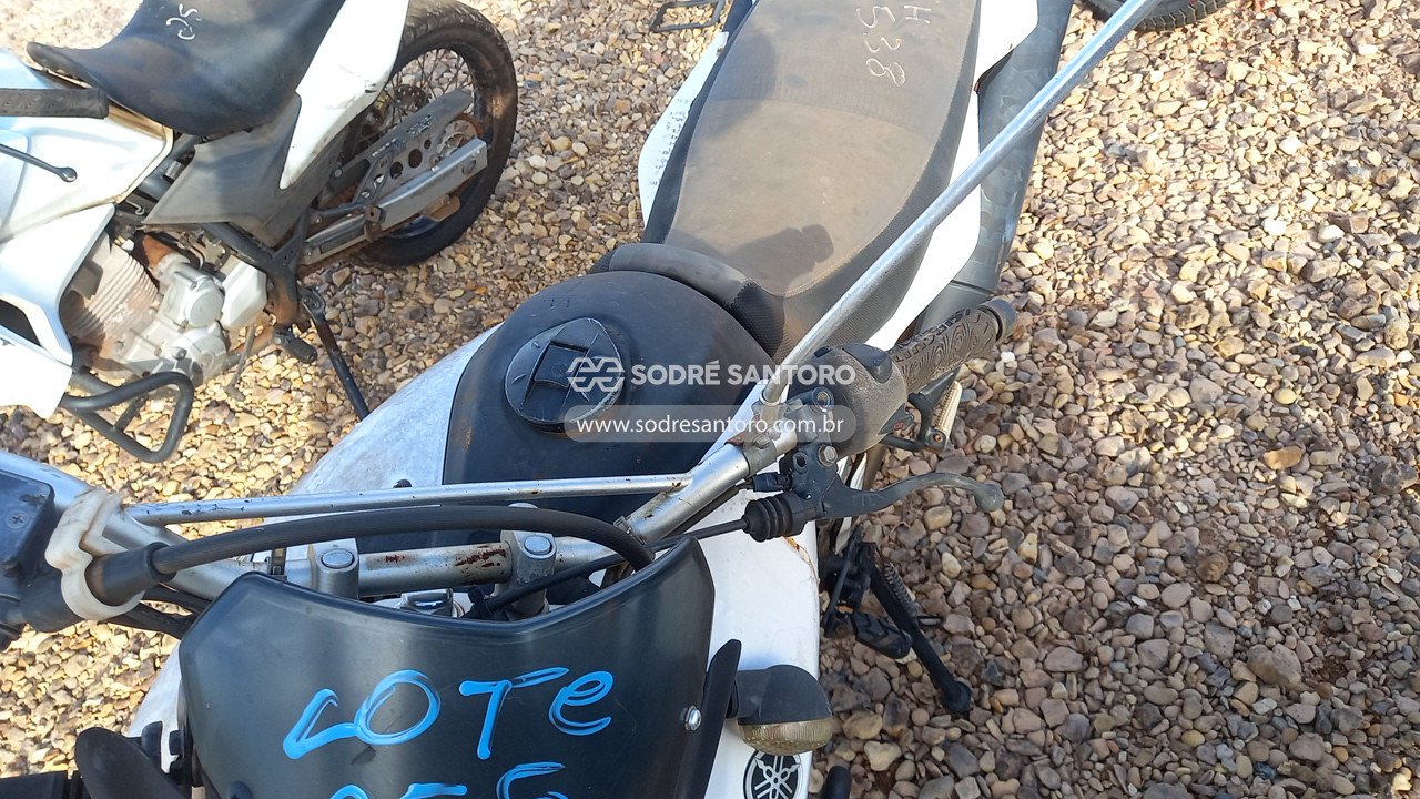 Foto 8 de 13: YAMAHA - XT 660R 2015/2016