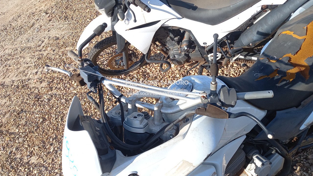 Foto 9 de 13: HONDA - XRE 300 P 2013/2013