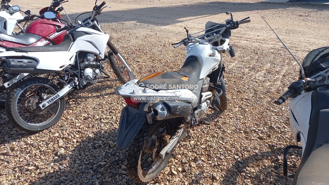 Foto 4: HONDA - XRE 300 P 2013/2013