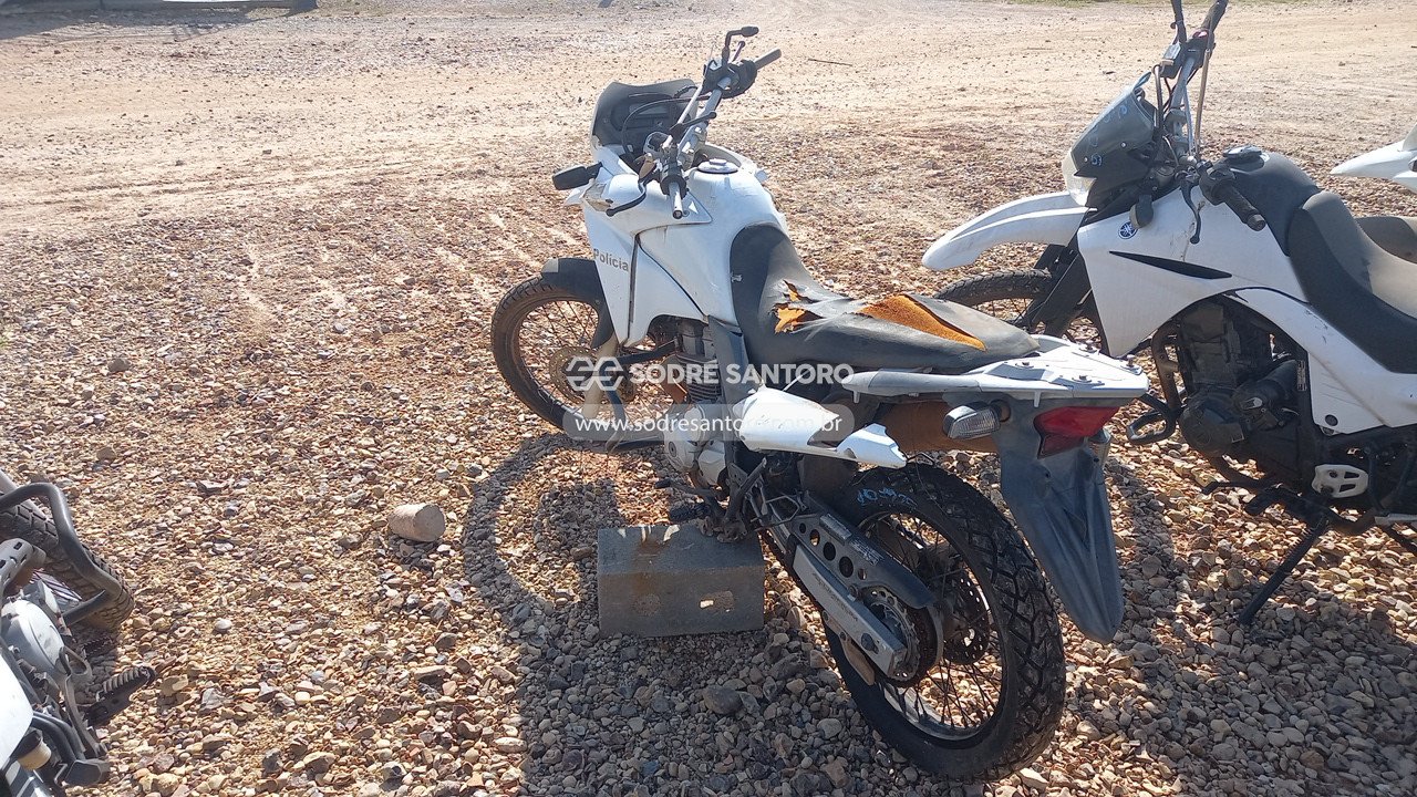 Foto 2: HONDA - XRE 300 P 2013/2013
