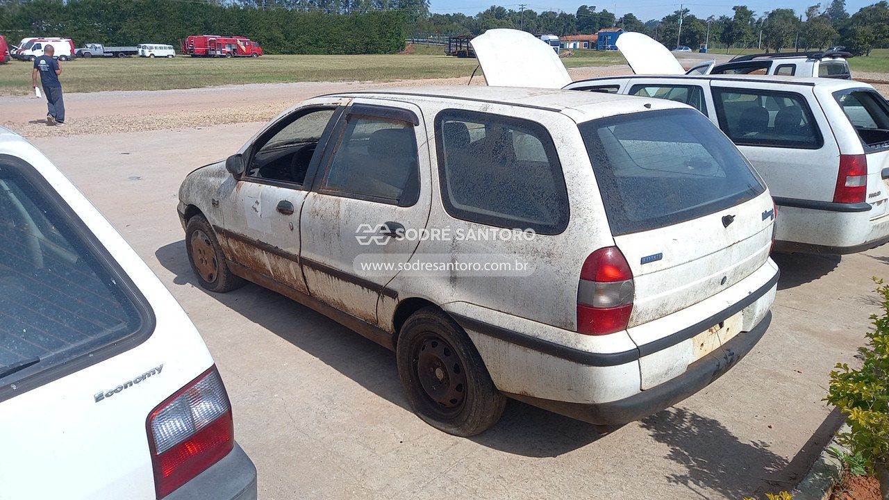 Foto 2: FIAT - PALIO WEEKEND ELX 2000/2000