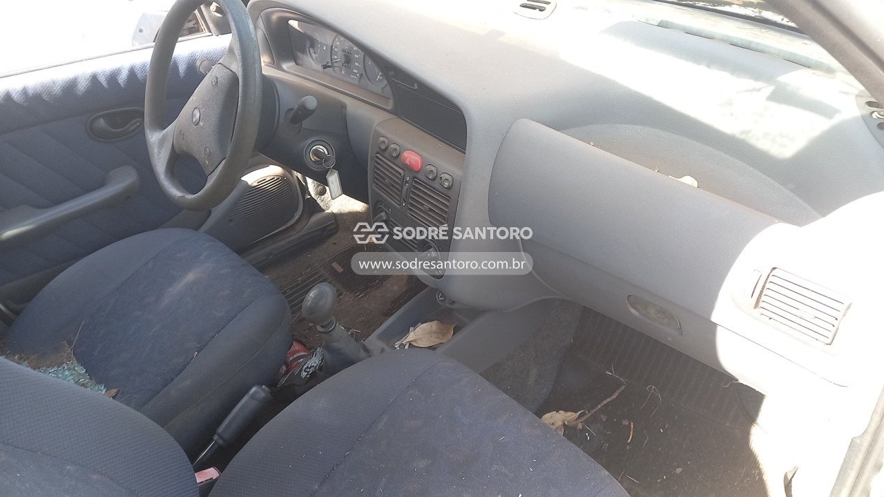 Foto 7 de 13: FIAT - PALIO WEEKEND ELX 2000/2000