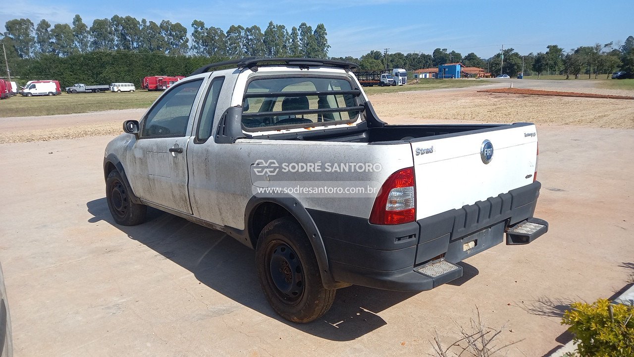 Foto 2: FIAT - STRADA TREK CE FLEX 2006/2007