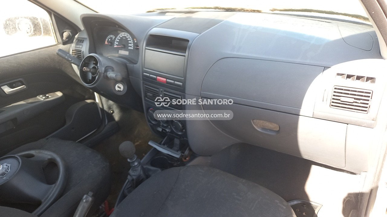Foto 7 de 13: FIAT - STRADA TREK CE FLEX 2006/2007