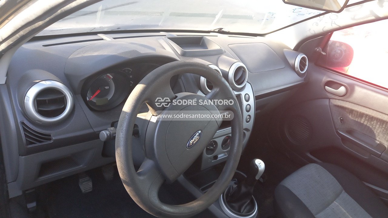 Foto 6 de 13: FORD - FIESTA SEDAN1.6FLEX 2012/2012