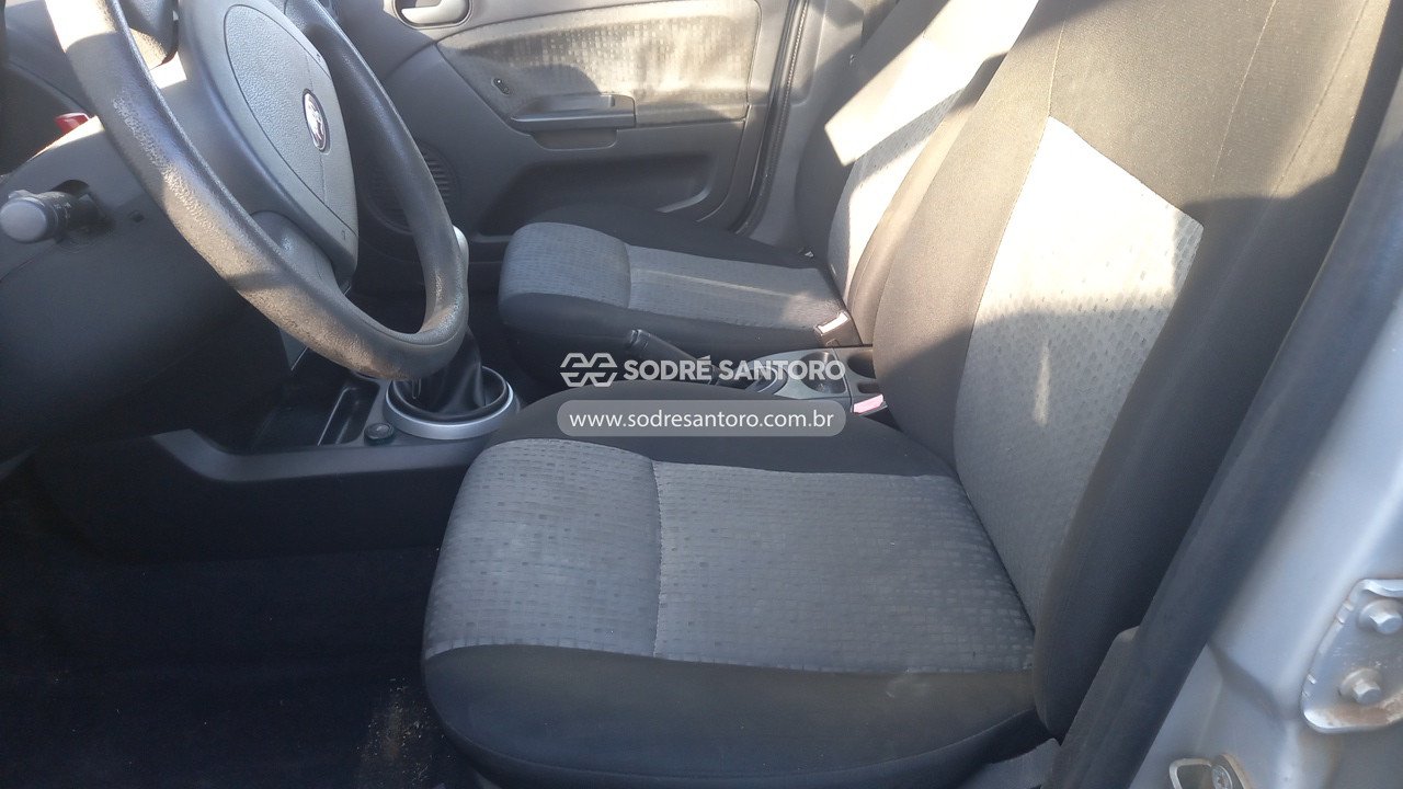 Foto 8 de 13: FORD - FIESTA SEDAN1.6FLEX 2012/2012