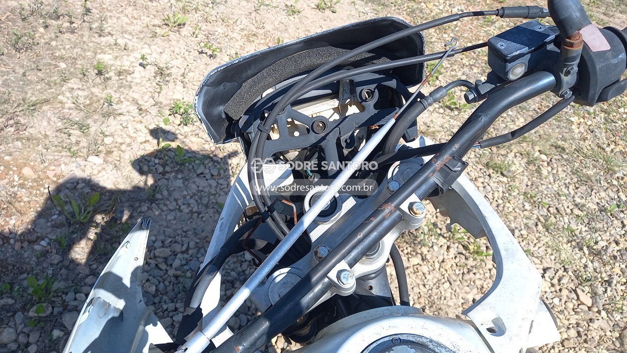 Foto 7 de 13: HONDA - XRE 300 2016/2016