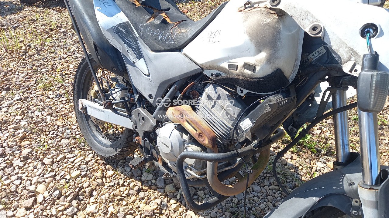Foto 10 de 13: HONDA - XRE 300 2016/2016