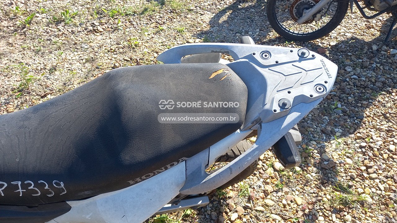 Foto 8 de 13: HONDA - XRE 300 2016/2016