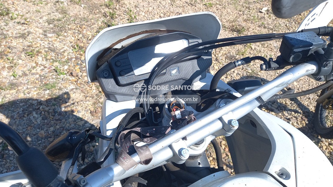 Foto 7 de 13: HONDA - XRE 300 2016/2016