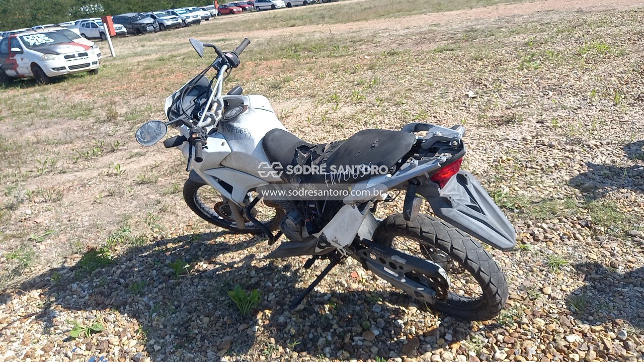 Foto 2: HONDA - XRE 300 2016/2016