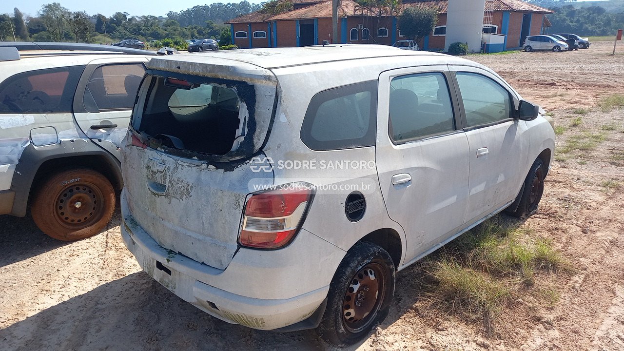 Foto 4: CHEVROLET - SPIN 1.8L MT LT 2015/2016